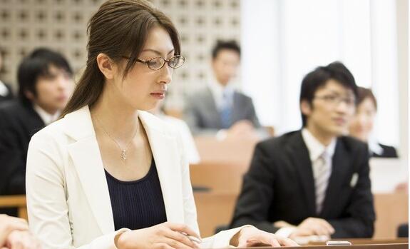 鄭州平面設計培訓-河南云和數據信息技術有限公司
