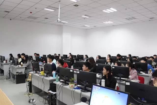 UI設計班和HTML5專家班畢業(yè)學生感想