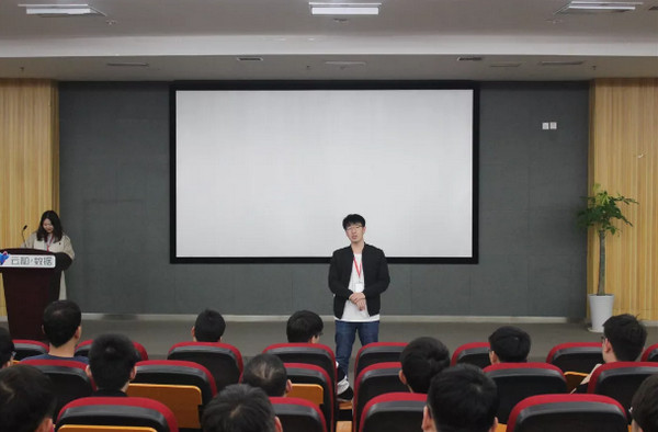 配圖2 云和數據JAVA培訓班畢業典禮.jpg