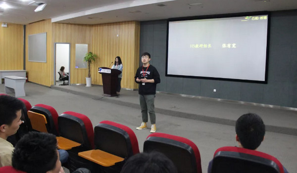 配圖3 云和數據Java、PHP、HTML5三大專業集體畢業典禮.jpg