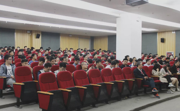 配圖1 云和數據Java培訓班畢業項目評審會盛大舉行.jpg